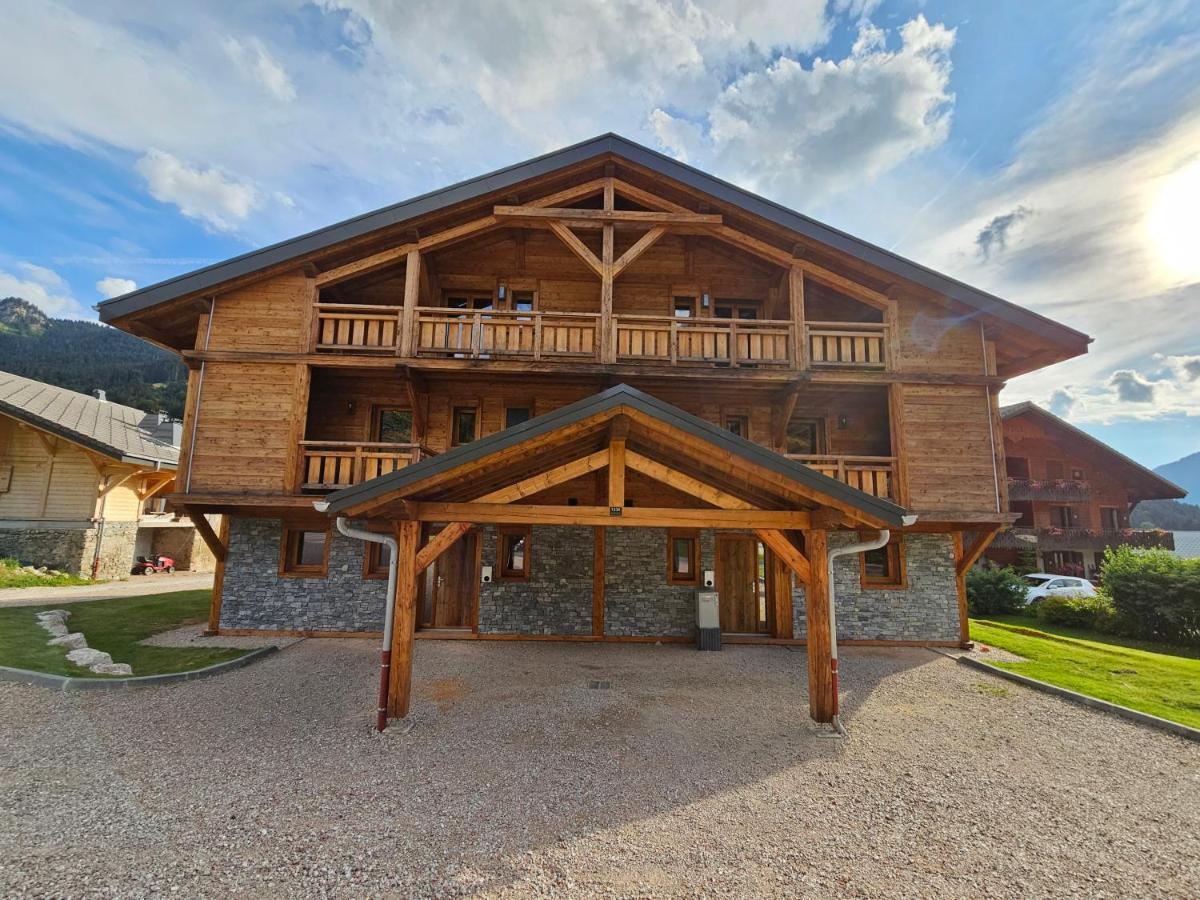 Demi-Chalet Vadel La Panthiaz 15 Pers 5 Chambres Abondance Exterior foto